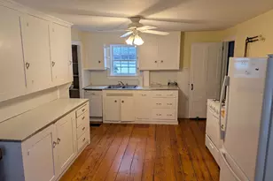 9 Anderson St, Belfast, ME 04915 - Photo 4