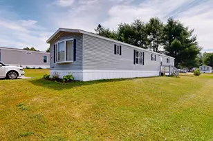 8 Dunlop Ave, Mechanic Falls, ME 04256 - Photo 24