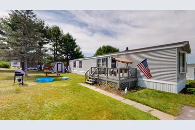 8 Dunlop Avenue, Mechanic Falls, ME 04256 - Photo 2