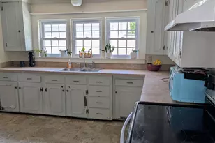 7 Kennebec St, Skowhegan, ME 04976 - Photo 10