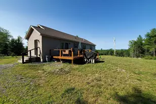 21 Pioneer Wy, Aurora, ME 04408 - Photo 8