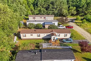 42 Robin Ln, Windham, ME 04062 - Photo 2