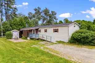43 Medomak Mobile Home Park, Waldoboro, ME 04572 - Photo 2