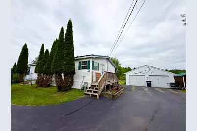 142 Lake Road, Levant, ME 04456 - Photo 2