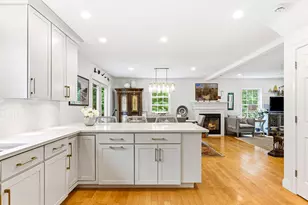 2 Beacon St, Kennebunk, ME 04043 - Photo 30
