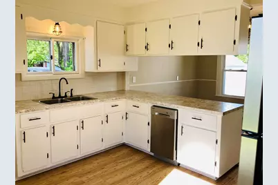 65 Oakland Street, Waterville, ME 04901 - Photo 14