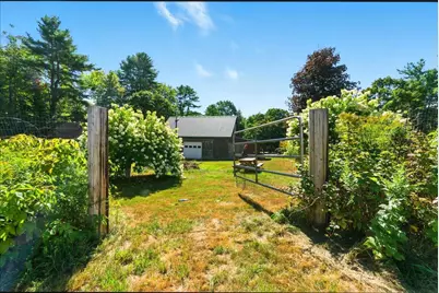 699 N High Street, Bridgton, ME 04009 - Photo 12