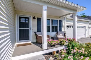 48 Maxwell Woods Dr, Cape Elizabeth, ME 04107 - Photo 10