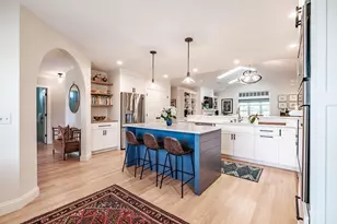 48 Maxwell Woods Dr, Cape Elizabeth, ME 04107 - Photo 20