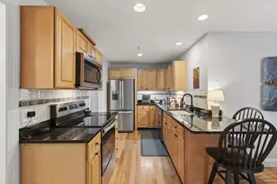 66 Delaware Ct, Portland, ME 04103 - Photo 14