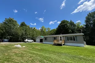 25 Chestnut St, Canaan, ME 04924 - Photo 4