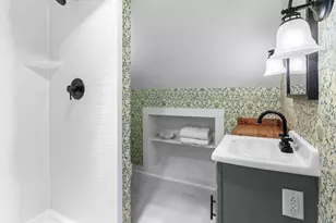 16 Summer St, Wiscasset, ME 04578 - Photo 58