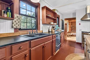 16 Summer St, Wiscasset, ME 04578 - Photo 12