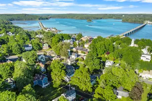 16 Summer St, Wiscasset, ME 04578 - Photo 10