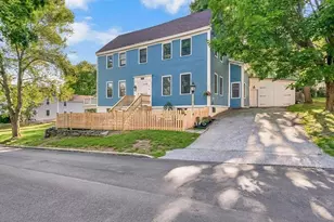 16 Summer St, Wiscasset, ME 04578 - Photo 2