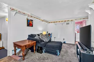 39 Cumberland Ave, Saco, ME 04072 - Photo 16