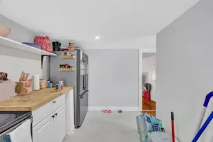 79 Hill St, Biddeford, ME 04005 - Photo 32