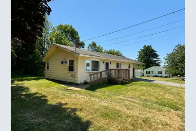 9 Sherbrooke Avenue, Lewiston, ME 04240 - Photo 2