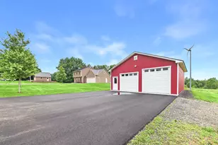 446 Ridge Rd, Fairfield, ME 04937 - Photo 16