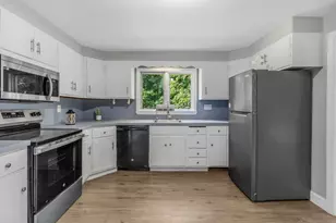 2 Watson Ave, Houlton, ME 04730 - Photo 10