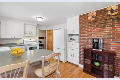 20 Caron Street, Portland, ME 04103 - Photo 12
