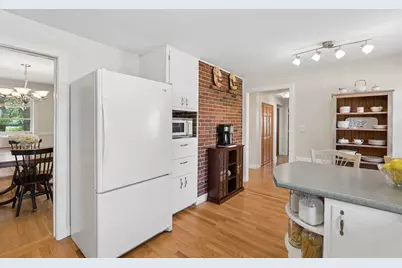 20 Caron Street, Portland, ME 04103 - Photo 10