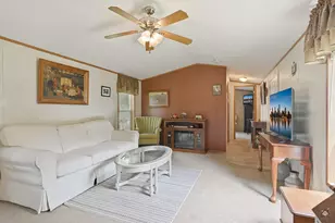 42 Sparrow Dr, Augusta, ME 04330 - Photo 10