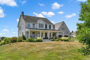 22 Muirfield Rd, Cumberland, ME 04021 - Photo 2