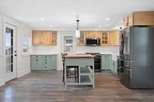565 Main St, Corinth, ME 04427 - Photo 12