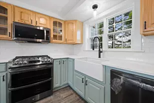 565 Main St, Corinth, ME 04427 - Photo 14