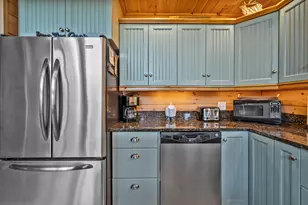 26 Overlook Dr, Eustis, ME 04936 - Photo 12