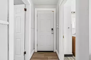 25 Howe St, Lewiston, ME 04240 - Photo 4