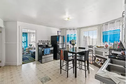 25 Howe Street, Lewiston, ME 04240 - Photo 20