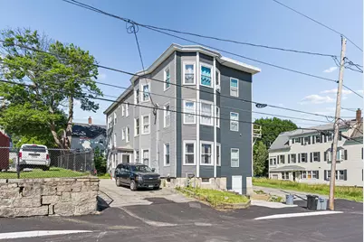 25 Howe Street, Lewiston, ME 04240 - Photo 2