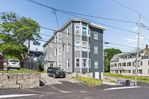 25 Howe St, Lewiston, ME 04240 - Photo 2
