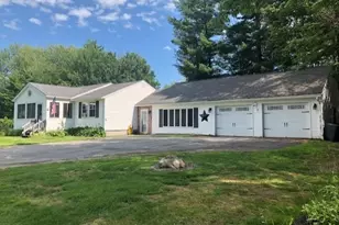 29 Cunningham Ln, Milford, ME 04461 - Photo 2