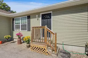 49 Lion Ln, Oxford, ME 04270 - Photo 4