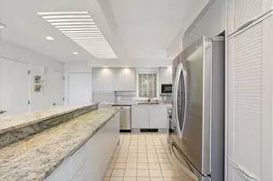 146 W Grand Ave, Old Orchard Beach, ME 04064 - Photo 6