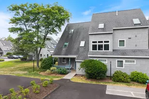 146 W Grand Ave, Old Orchard Beach, ME 04064 - Photo 2