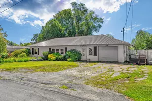 20 Burton St, Hartland, ME 04943 - Photo 2