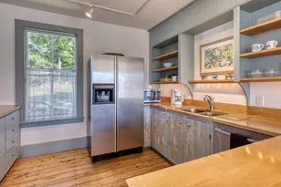 13 School St, Stonington, ME 04681 - Photo 20