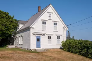 13 School St, Stonington, ME 04681 - Photo 2