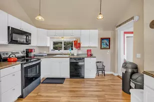443 Cranberry Rd, Cranberry Isles, ME 04625 - Photo 10