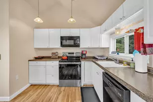 443 Cranberry Rd, Cranberry Isles, ME 04625 - Photo 12