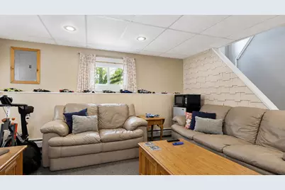 35 Ashmount Street, Lewiston, ME 04240 - Photo 26