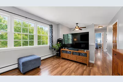 35 Ashmount Street, Lewiston, ME 04240 - Photo 12