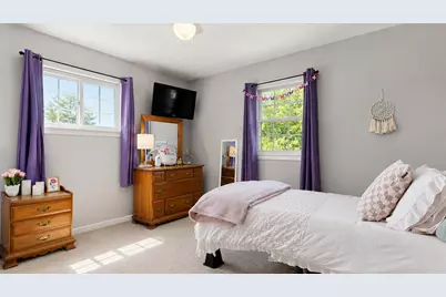 35 Ashmount Street, Lewiston, ME 04240 - Photo 16