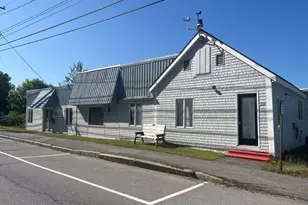 124 Main St, Bucksport, ME 04416 - Photo 1