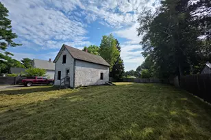 6 Delmont St, Presque Isle, ME 04769 - Photo 2