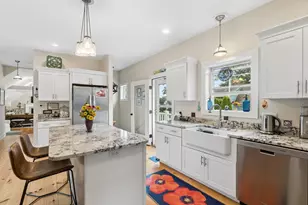 9 Crescent Ave, Kennebunkport, ME 04046 - Photo 24
